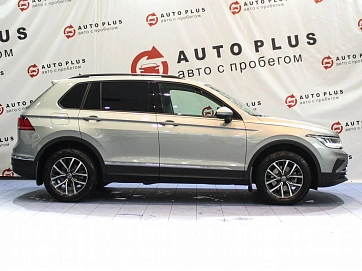 Volkswagen Tiguan, 2021г, передний привод, робот