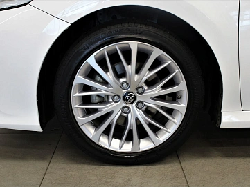 Toyota Camry, 2019г, передний привод, автомат