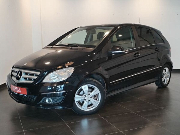 Mercedes-Benz , 2011г., передний привод, автомат