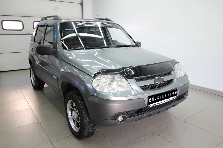 Chevrolet Niva, 2011г., полный привод, механика