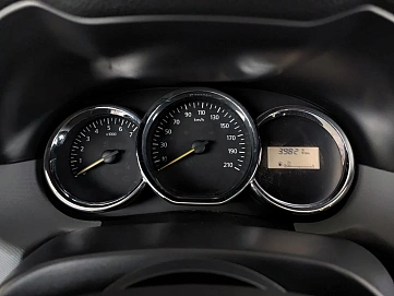 Renault Duster, 2016г, передний привод, механика