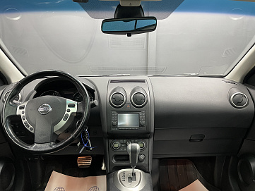 Nissan Qashqai, 2010г, передний привод, вариатор