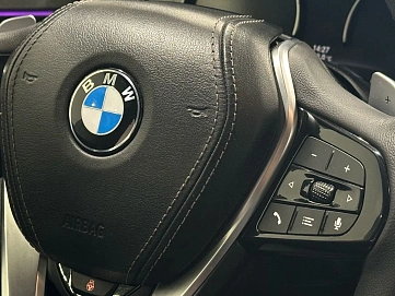 BMW 5 серии, 2020г, задний привод, автомат