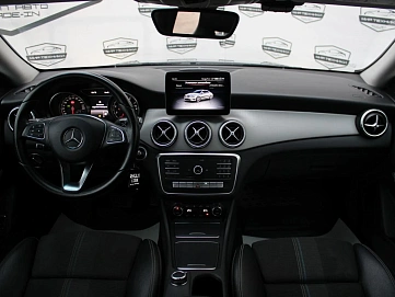 Mercedes-Benz CLA, 2017г, передний привод, робот
