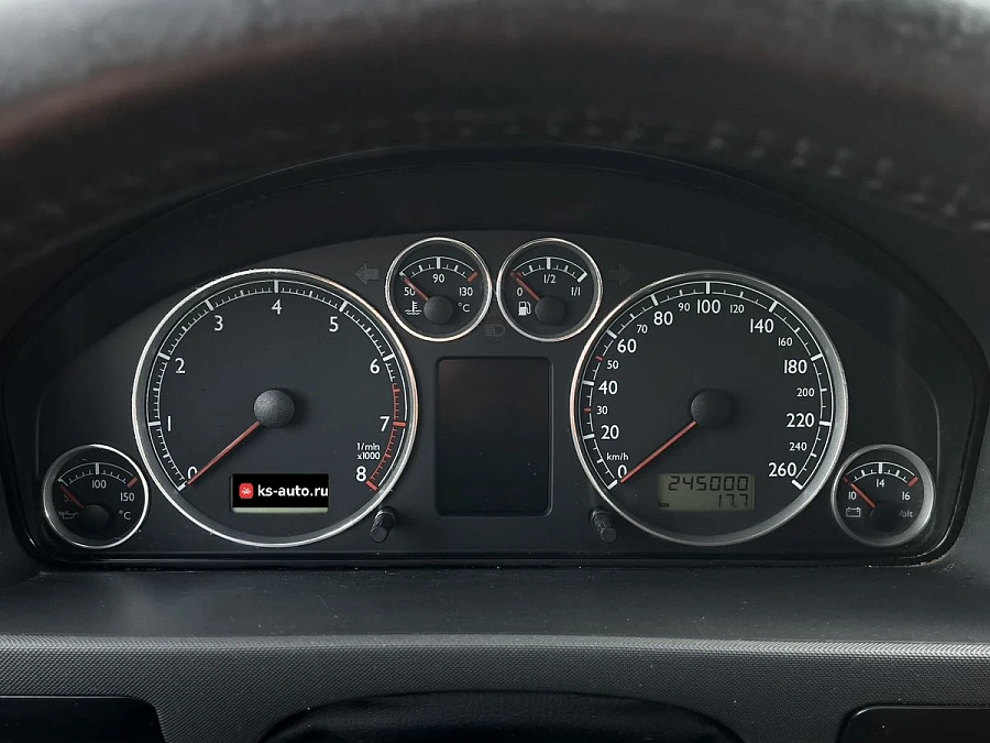 Volkswagen Sharan, 2003г., передний привод, автомат