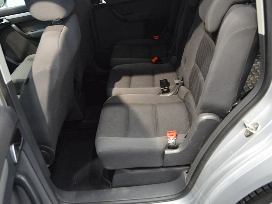 Volkswagen Touran, 2011г., передний привод, робот