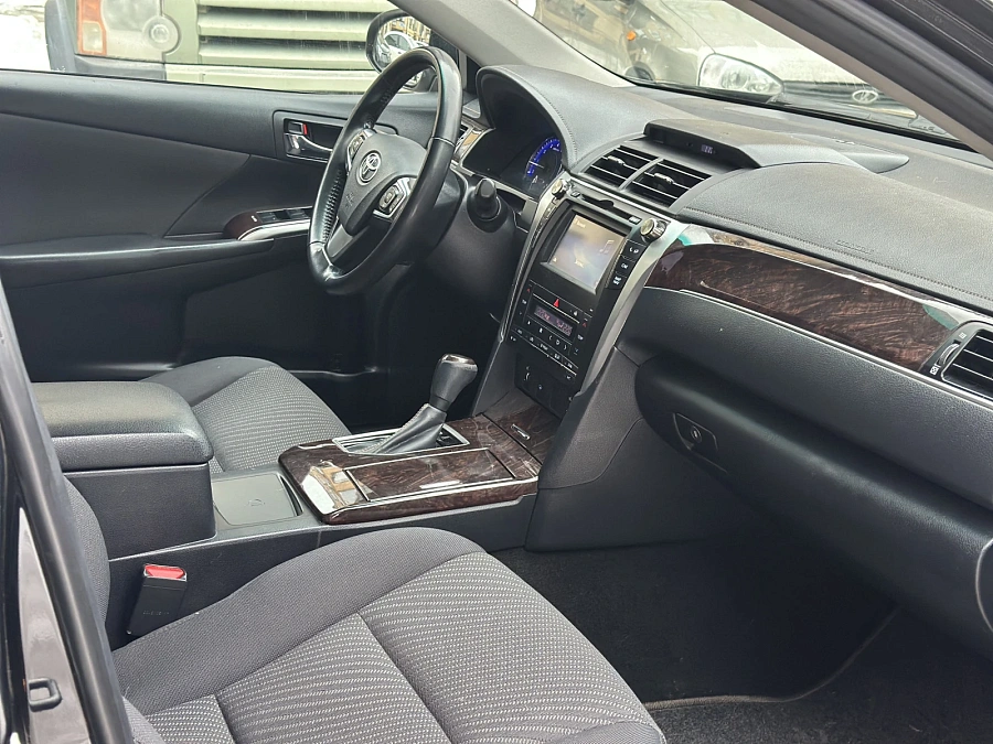 Toyota Camry, 2016г., передний привод, автомат