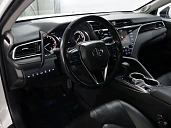 Toyota Camry, 2020г., передний привод, автомат
