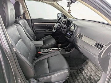 Mitsubishi Outlander, 2013г, полный привод, вариатор