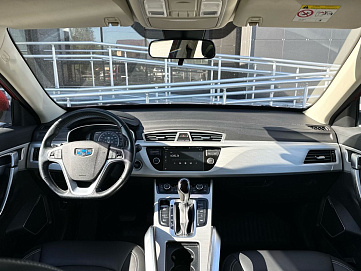 Geely Atlas, 2019г, передний привод, автомат