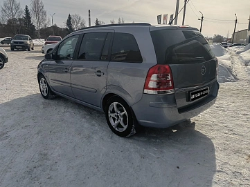Opel Zafira, 2008г, передний привод, механика