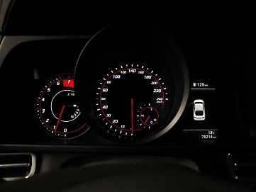 Hyundai Elantra, 2021г., передний привод, автомат