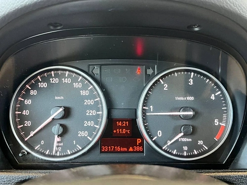 BMW X1, 2011г, полный привод, автомат