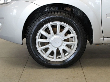 Lada (ВАЗ) Granta, 2013г, передний привод, механика