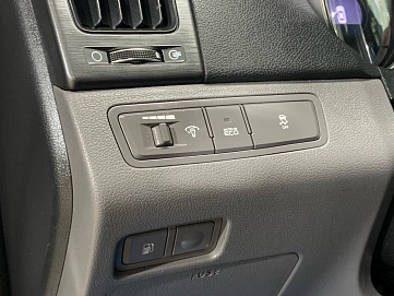 Hyundai Sonata, 2011г, передний привод, автомат
