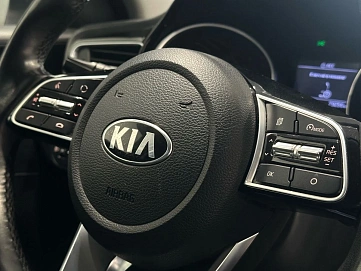 Kia Ceed, 2020г, передний привод, автомат