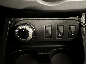 Renault Duster, 2017г, полный привод, механика