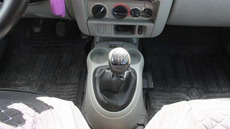 Renault Kangoo, 2006г., передний привод, механика