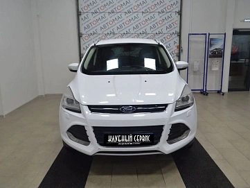 Ford Kuga, 2013г, полный привод, автомат