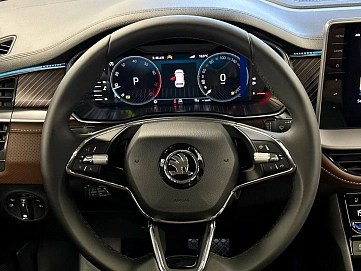 Skoda Kodiaq, 2023г, полный привод, робот