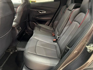 Changan UNI-T, 2023г, передний привод, робот