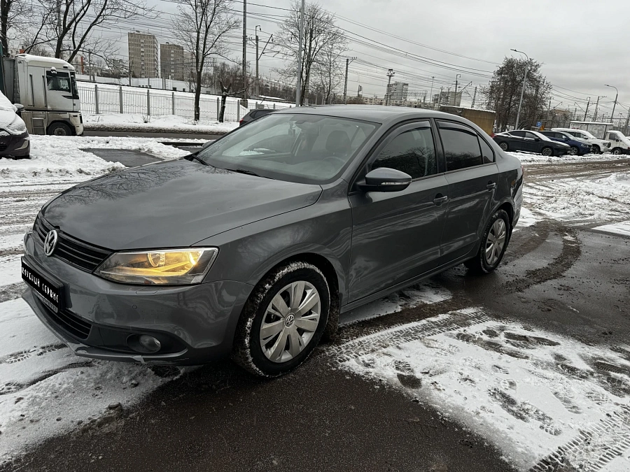 Volkswagen Jetta, 2012г., передний привод, робот