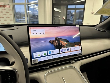 Geely Galaxy Starship 7, 2025г, передний привод, робот