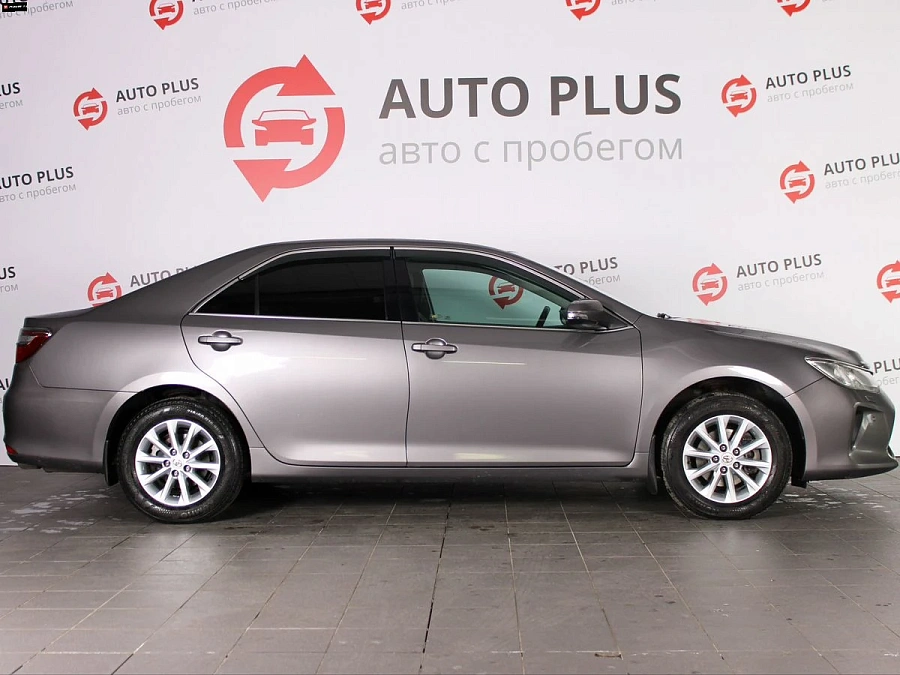 Toyota Camry, 2016г., передний привод, автомат