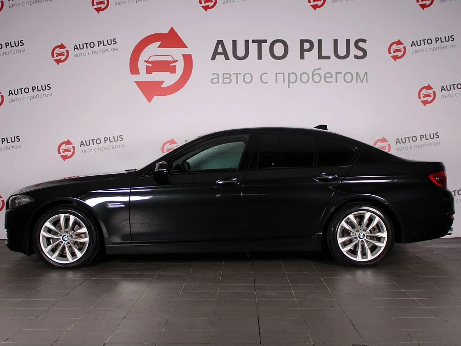 BMW 5 серии, 2015г., задний привод, автомат