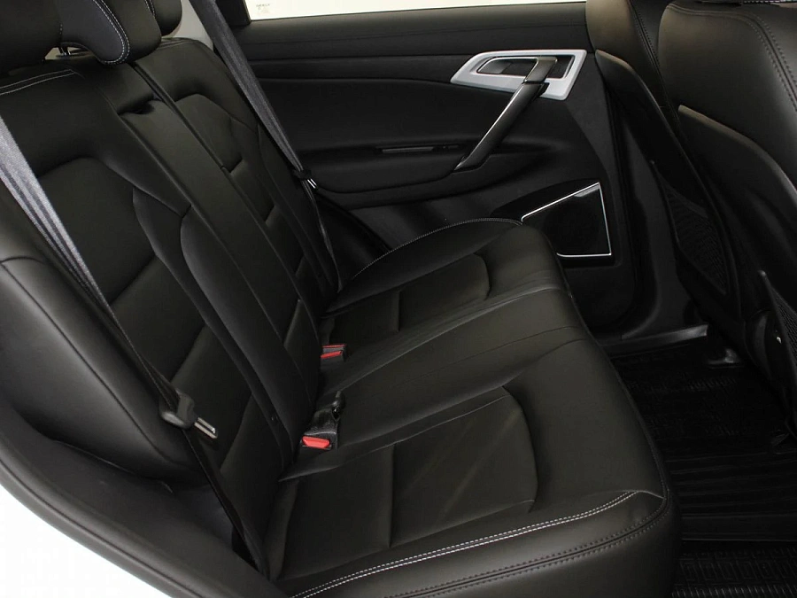 Geely Atlas, 2018г., передний привод, автомат