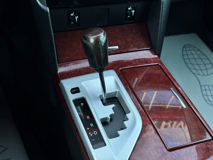 Toyota Camry, 2013г., передний привод, автомат