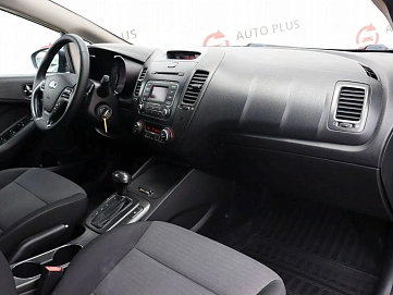 Kia Cerato, 2013г, передний привод, автомат