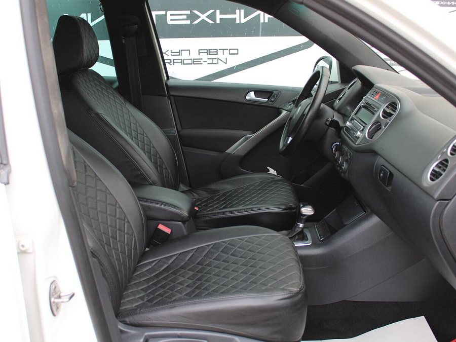 Volkswagen Tiguan, 2008г., полный привод, автомат