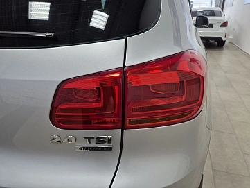 Volkswagen Tiguan, 2012г, полный привод, автомат