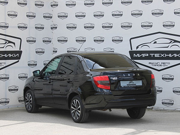 Lada (ВАЗ) Granta, 2022г, передний привод, механика