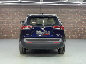 Toyota RAV4, 2022г, полный привод, вариатор