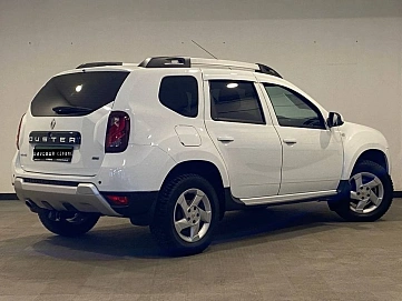 Renault Duster, 2018г, передний привод, автомат