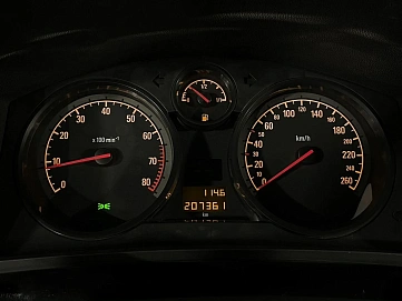 Opel Zafira, 2010г, передний привод, механика