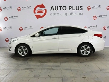 Hyundai i40, 2015г, передний привод, автомат