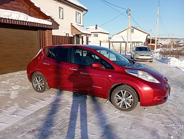 Nissan Leaf, 2015г, передний привод, автомат