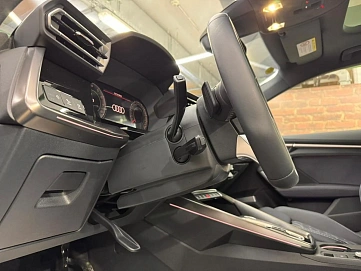 Audi , 2025г., передний привод, робот