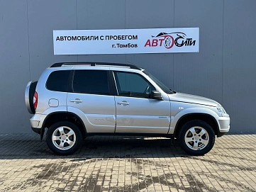 Chevrolet Niva, 2012г, полный привод, механика