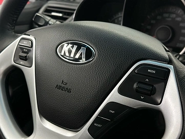 Kia Rio, 2015г, передний привод, механика