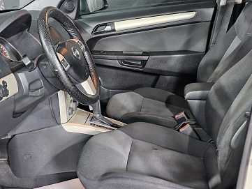 Opel Astra, 2007г, передний привод, автомат