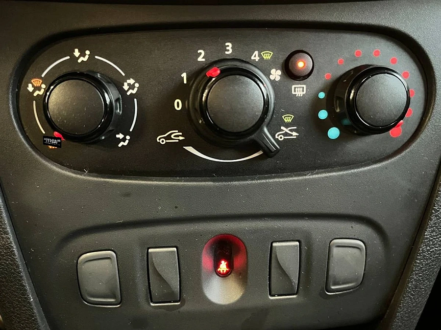 Renault , 2020г., передний привод, механика