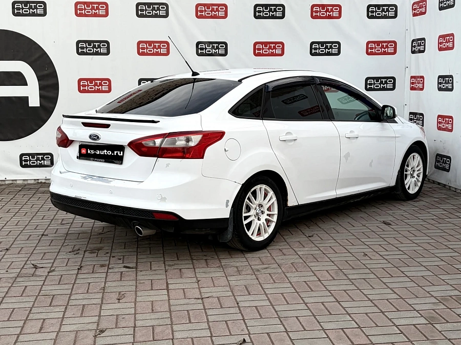 Ford Focus, 2012г., передний привод, робот