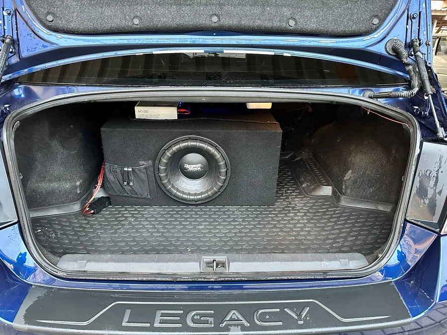 Subaru Legacy, 2011г., полный привод, вариатор