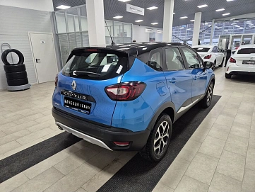 Renault Kaptur, 2018г, передний привод, вариатор