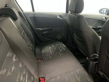 Opel Corsa, 2011г, передний привод, механика