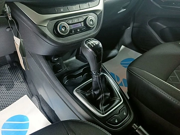 Lada (ВАЗ) Vesta, 2018г, передний привод, механика